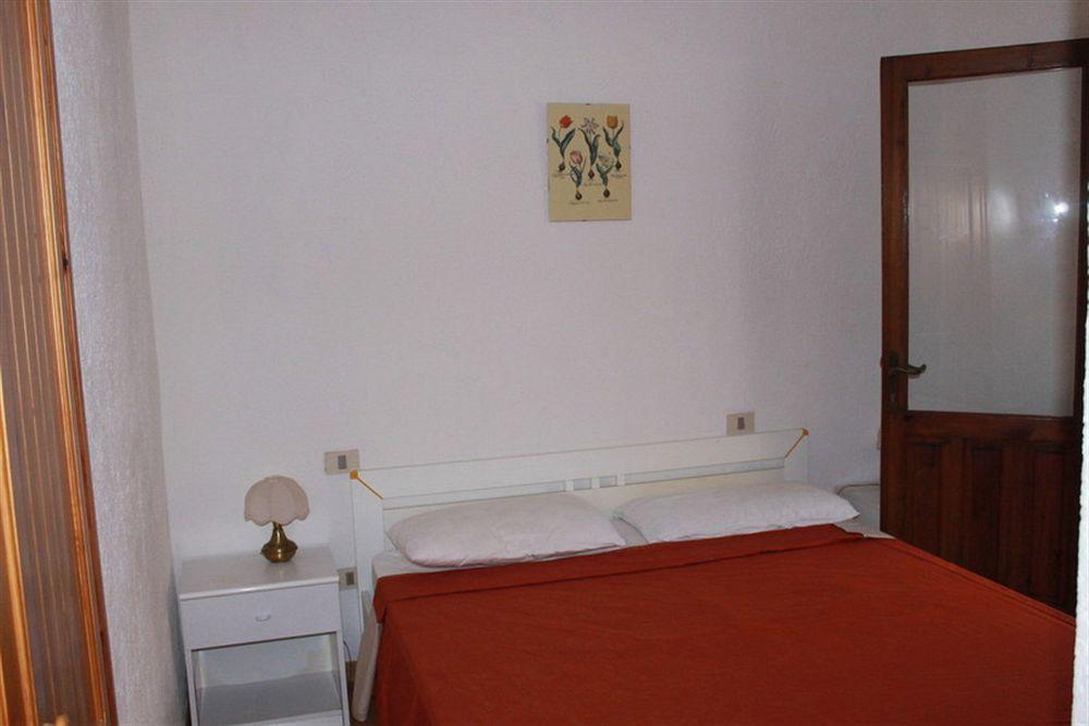 Rena Garden Apartments Santa Teresa Gallura Buitenkant foto