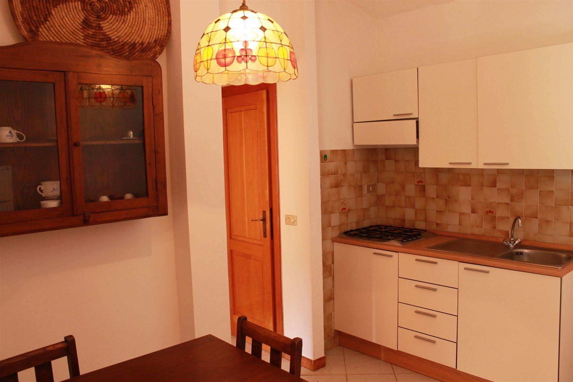 Rena Garden Apartments Santa Teresa Gallura Buitenkant foto